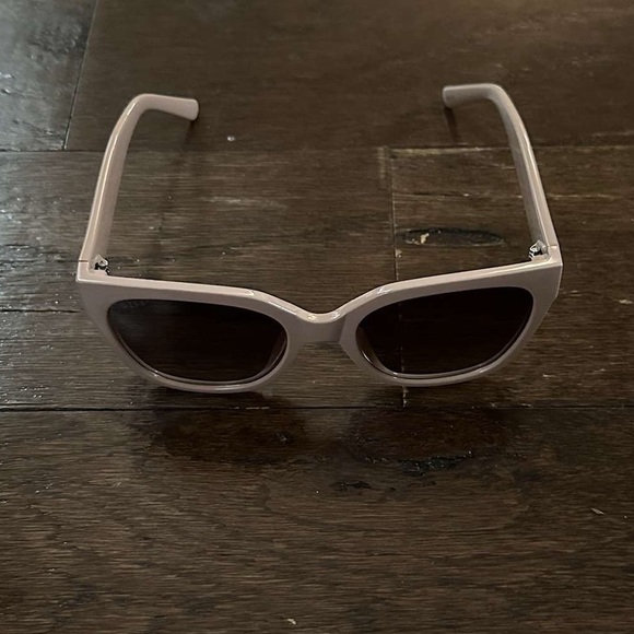 DIFF-EMILY FAUVER - GOOSE -NUDE/BROWN GRADIENT-POLARIZED SUNGLASSES-New - Picture 10 of 11